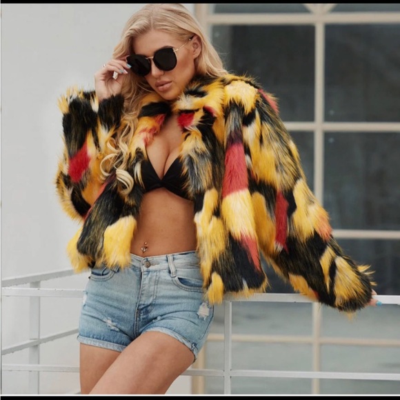 Brand new faux fur jacket - Picture 2 of 4